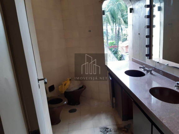 Imagem Casa com 3 Quartos à Venda, 330 m² em Alphaville Residencial Um - Barueri Imagem Casa com 3 Quartos à Venda, 330 m² em Alphaville Residencial Um - Barueri
