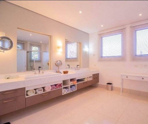 Imagem Casa com 6 Quartos à Venda, 1.150 m² em Centro - Itupeva Imagem Casa com 6 Quartos à Venda, 1.150 m² em Centro - Itupeva