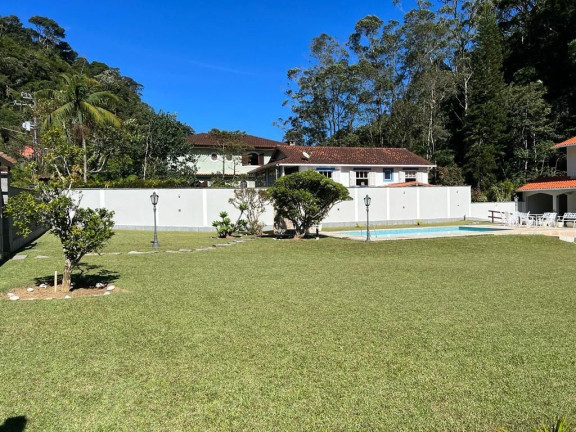 Imagem Casa com 4 Quartos à Venda, 350 m² em Comary - Teresópolis Imagem Casa com 4 Quartos à Venda, 350 m² em Comary - Teresópolis