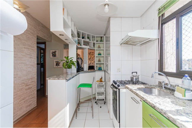 Imagem Apartamento com 2 Quartos à Venda, 73 m² em Menino Deus - Porto Alegre Imagem Apartamento com 2 Quartos à Venda, 73 m² em Menino Deus - Porto Alegre