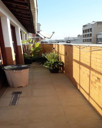 Imagem Imóvel com 4 Quartos à Venda, em Icaraí - Niterói Imagem Imóvel com 4 Quartos à Venda, em Icaraí - Niterói