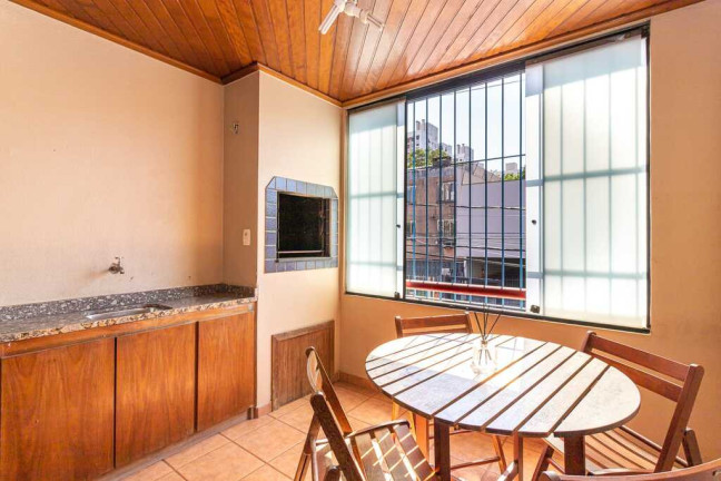 Imagem Imóvel com 2 Quartos à Venda, em Passo Da Areia - Porto Alegre Imagem Imóvel com 2 Quartos à Venda, em Passo Da Areia - Porto Alegre