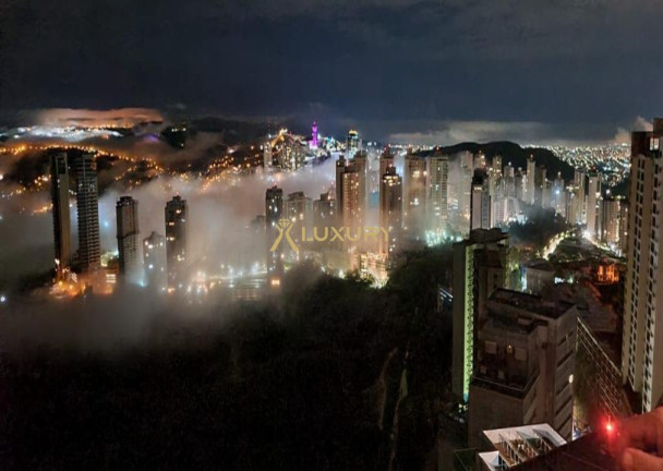 Imagem Imóvel com 4 Quartos à Venda, 505 m² em Vila Da Serra - Nova Lima Imagem Imóvel com 4 Quartos à Venda, 505 m² em Vila Da Serra - Nova Lima