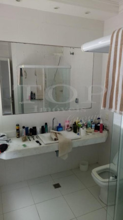 Imagem Apartamento com 4 Quartos à Venda, 240 m² em Pitangueiras - Guarujá Imagem Apartamento com 4 Quartos à Venda, 240 m² em Pitangueiras - Guarujá