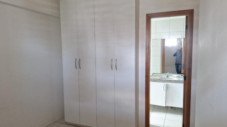 Imagem Apartamento com 2 Quartos para Alugar, 57 m² em Encruzilhada - Recife