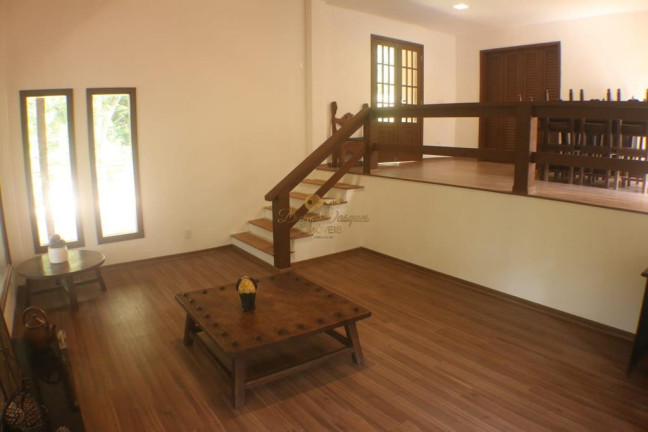 Imagem Casa com 3 Quartos à Venda, 270 m² em Quebra Frascos - Teresópolis Imagem Casa com 3 Quartos à Venda, 270 m² em Quebra Frascos - Teresópolis