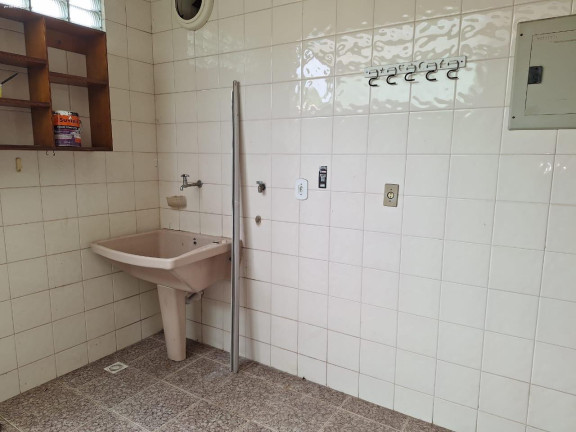 Imagem Casa com 2 Quartos à Venda, 360 m² em Piratininga - Niterói