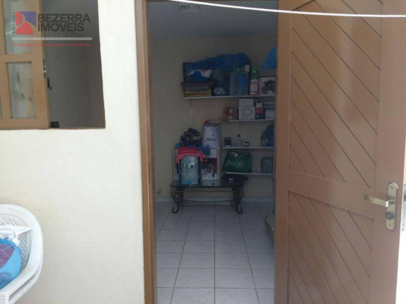 Imagem Casa com 5 Quartos à Venda, 228 m² em Lagoa Nova - Natal