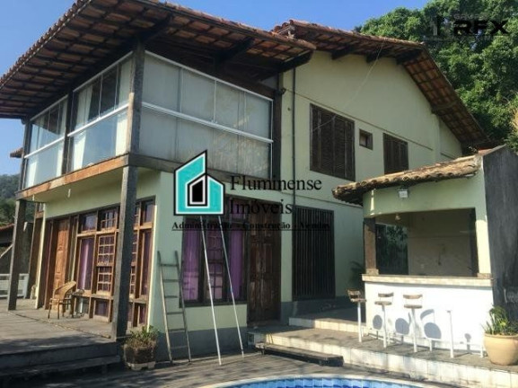 Imagem Casa com 5 Quartos à Venda, 670 m² em São Francisco - Niterói Imagem Casa com 5 Quartos à Venda, 670 m² em São Francisco - Niterói