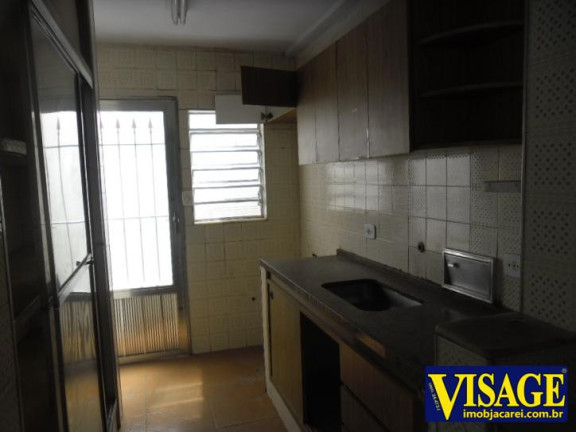 Imagem Casa com 3 Quartos à Venda, em Centro - Jacareí Imagem Casa com 3 Quartos à Venda, em Centro - Jacareí