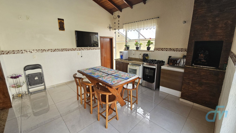 Imagem Sobrado com 5 Quartos à Venda, 202 m² em Botujuru - Mogi Das Cruzes Imagem Sobrado com 5 Quartos à Venda, 202 m² em Botujuru - Mogi Das Cruzes