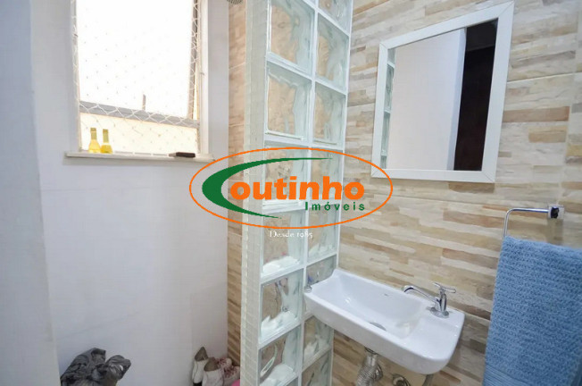 Imagem Apartamento com 4 Quartos à Venda, 138 m² em Maracanã - Rio De Janeiro Imagem Apartamento com 4 Quartos à Venda, 138 m² em Maracanã - Rio De Janeiro
