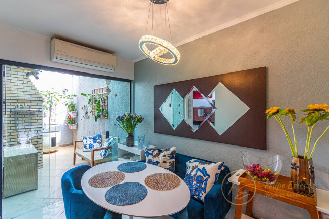 Imagem Casa com 3 Quartos à Venda, 205 m² em São Paulo Imagem Casa com 3 Quartos à Venda, 205 m² em São Paulo