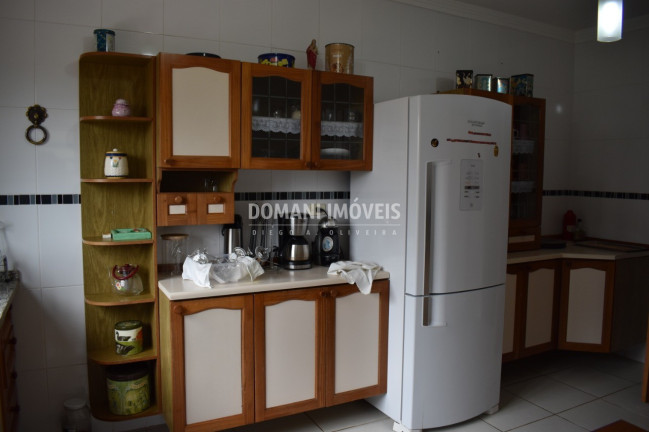Imagem Casa com 4 Quartos à Venda, 167 m² em Região Do Vale Encantado - Campos Do Jordão Imagem Casa com 4 Quartos à Venda, 167 m² em Região Do Vale Encantado - Campos Do Jordão