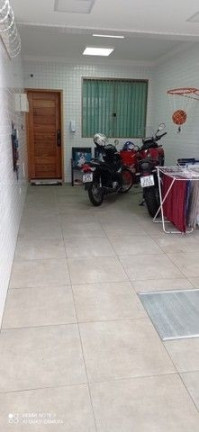 Imagem Casa com 3 Quartos à Venda, 150 m² em Ponta Da Praia - Santos Imagem Casa com 3 Quartos à Venda, 150 m² em Ponta Da Praia - Santos