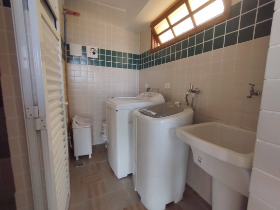 Imagem Casa à Venda, em Atibaia Imagem Casa à Venda, em Atibaia