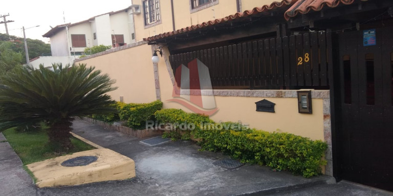 Imagem Imóvel com 2 Quartos à Venda, 80 m² em Peró - Cabo Frio Imagem Imóvel com 2 Quartos à Venda, 80 m² em Peró - Cabo Frio