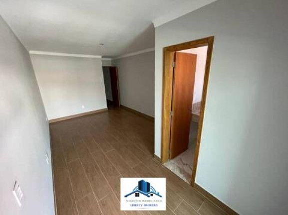 Imagem Casa com 3 Quartos à Venda, 190 m² Imagem Casa com 3 Quartos à Venda, 190 m²