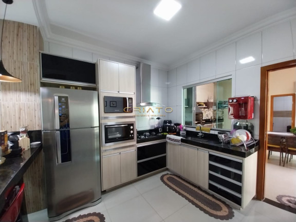 Imagem Casa com 3 Quartos à Venda, 220 m² em Parque Brasília 2ª Etapa - Anápolis Imagem Casa com 3 Quartos à Venda, 220 m² em Parque Brasília 2ª Etapa - Anápolis