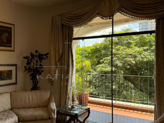 Imagem Imóvel com 3 Quartos à Venda, 198 m² em Jardim Europa - São Paulo Imagem Imóvel com 3 Quartos à Venda, 198 m² em Jardim Europa - São Paulo