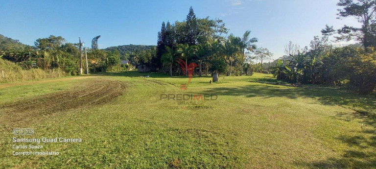Imagem Imóvel com 3 Quartos à Venda, 5.000 m² em Piçarras - Balneário Piçarras Imagem Imóvel com 3 Quartos à Venda, 5.000 m² em Piçarras - Balneário Piçarras
