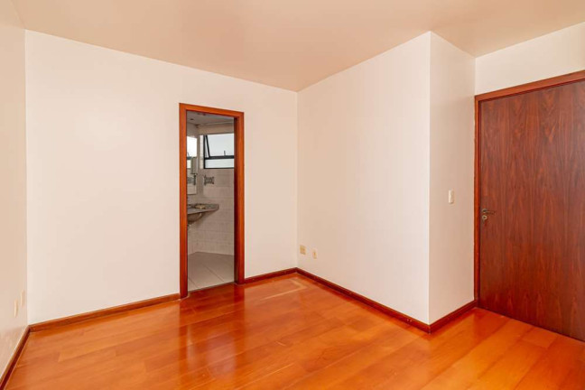 Imagem Apartamento com 2 Quartos à Venda, 66 m² em Petrópolis - Porto Alegre Imagem Apartamento com 2 Quartos à Venda, 66 m² em Petrópolis - Porto Alegre
