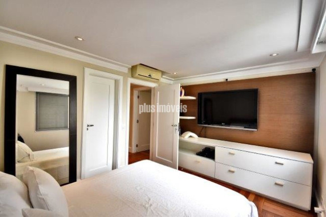 Imagem Apartamento com 2 Quartos à Venda, 181 m² em Moema - São Paulo Imagem Apartamento com 2 Quartos à Venda, 181 m² em Moema - São Paulo