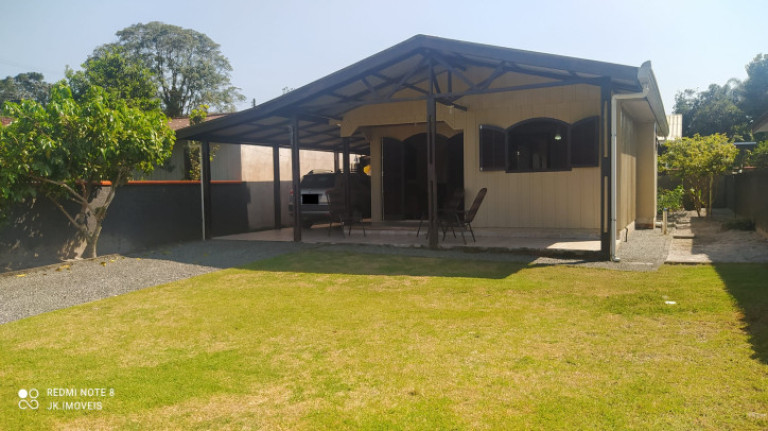 Casa com 2 Quartos à Venda, 90 m² em Balneário Cambiju - Itapoá