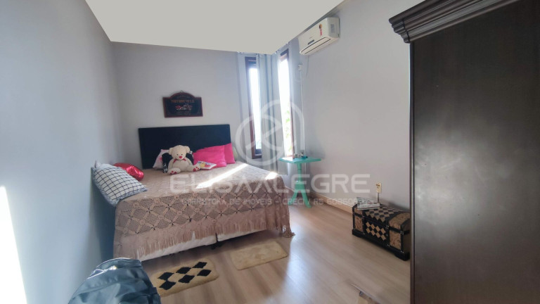 Imagem Sobrado com 3 Quartos à Venda, 174 m² em Nossa Senhora Das Graças - Canoas