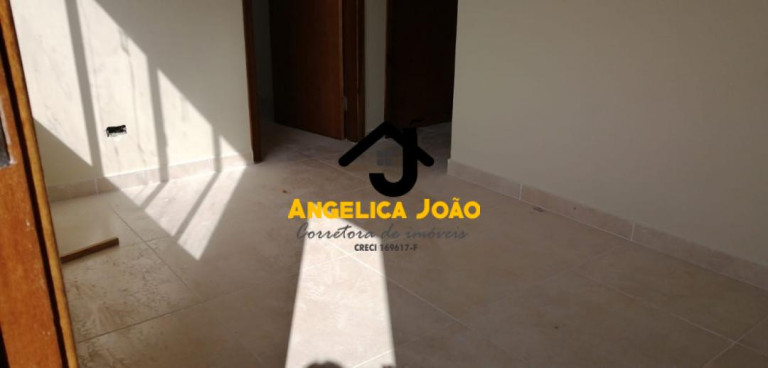Casa com 2 Quartos à Venda, 50 m² em Vila Sao Jorge - São Vicente