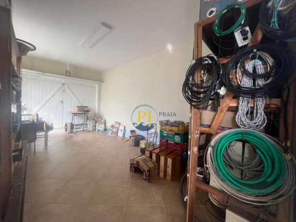 Imagem Casa com 4 Quartos à Venda, 251 m² em Canto Do Forte - Praia Grande Imagem Casa com 4 Quartos à Venda, 251 m² em Canto Do Forte - Praia Grande