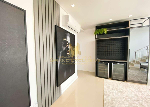 Imagem Apartamento com 4 Quartos à Venda, 240 m² em Centro - Balneário Camboriú