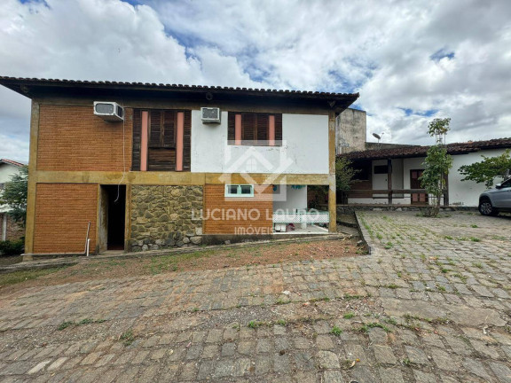 Imagem Casa com 7 Quartos à Venda, 450 m² em São Luís - Jequié Imagem Casa com 7 Quartos à Venda, 450 m² em São Luís - Jequié
