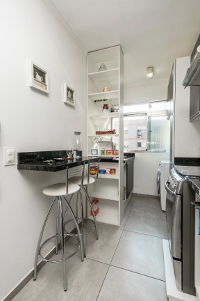 Imagem Apartamento com 2 Quartos à Venda, 52 m² em Santo Antônio - Porto Alegre Imagem Apartamento com 2 Quartos à Venda, 52 m² em Santo Antônio - Porto Alegre