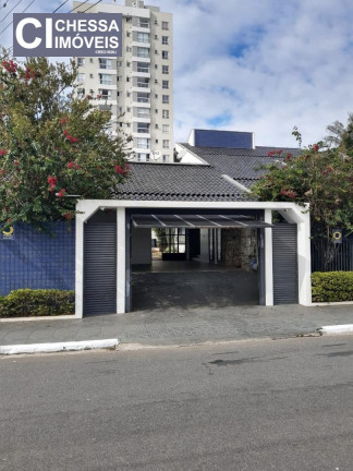 Sobrado com 3 Quartos à Venda, 600 m² em Centro - Itajaí