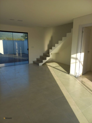Imagem Sobrado com 2 Quartos à Venda, 89 m² em Areias De Baixo - Governador Celso Ramos Imagem Sobrado com 2 Quartos à Venda, 89 m² em Areias De Baixo - Governador Celso Ramos
