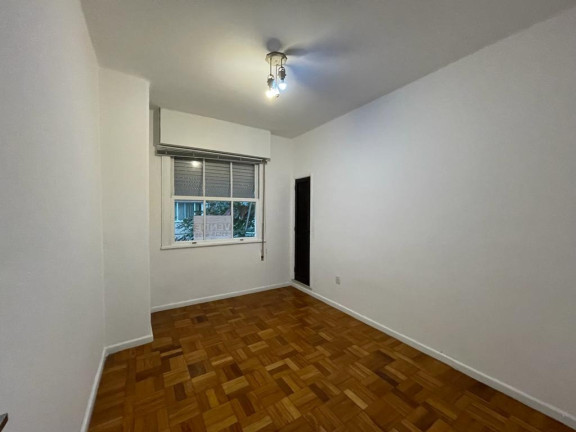 Imagem Apartamento com 3 Quartos à Venda, em Copacabana - Rio De Janeiro Imagem Apartamento com 3 Quartos à Venda, em Copacabana - Rio De Janeiro