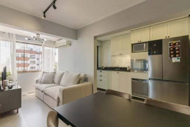 Imagem Apartamento com 2 Quartos à Venda, 122 m² em Passo Da Areia - Porto Alegre