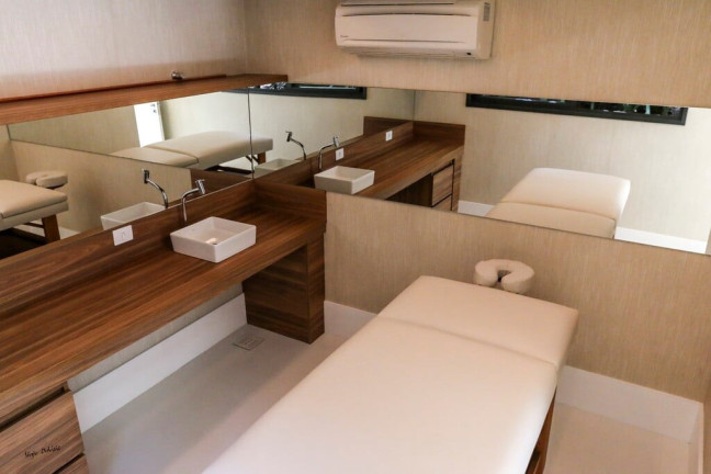 Imagem Apartamento com 4 Quartos à Venda, 327 m² em Moinhos De Vento - Porto Alegre Imagem Apartamento com 4 Quartos à Venda, 327 m² em Moinhos De Vento - Porto Alegre