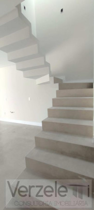 Imagem Casa com 4 Quartos à Venda, 170 m² em São Francisco De Assis - Camboriú