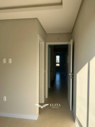 Imagem Sobrado com 3 Quartos à Venda, 130 m² em Quinta Dos Açorianos - Barra Velha Imagem Sobrado com 3 Quartos à Venda, 130 m² em Quinta Dos Açorianos - Barra Velha