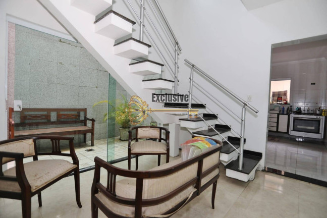 Imagem Sobrado com 3 Quartos à Venda, 210 m² em Vila Humaitá - Santo André Imagem Sobrado com 3 Quartos à Venda, 210 m² em Vila Humaitá - Santo André