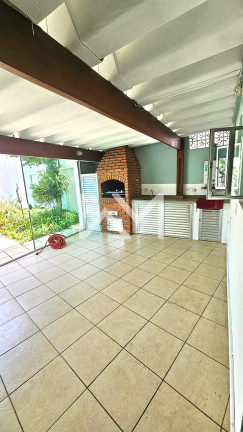 Imagem Sobrado com 3 Quartos à Venda, 212 m² em Jardim Aida - Guarulhos Imagem Sobrado com 3 Quartos à Venda, 212 m² em Jardim Aida - Guarulhos