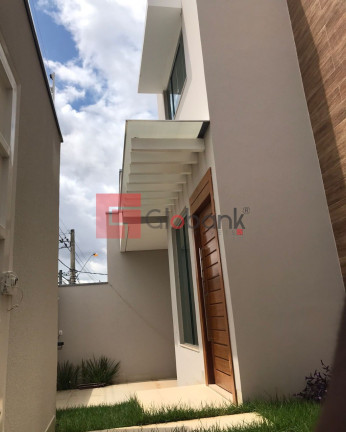 Imagem Casa com 4 Quartos à Venda, 210 m² em Ibituruna - Montes Claros Imagem Casa com 4 Quartos à Venda, 210 m² em Ibituruna - Montes Claros