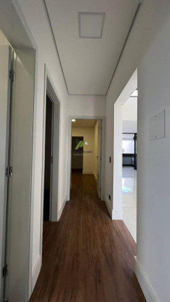 Imagem Casa de Condomínio com 3 Quartos à Venda, 350 m²