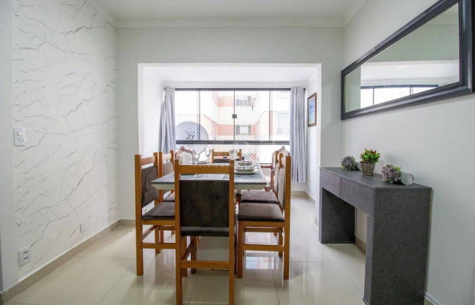 Imagem Apartamento com 2 Quartos à Venda, 83 m² em Centro - Balneário Camboriú