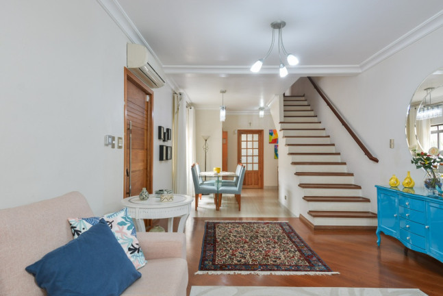 Imagem Sobrado com 3 Quartos à Venda, 244 m² em Vila Clementino - São Paulo