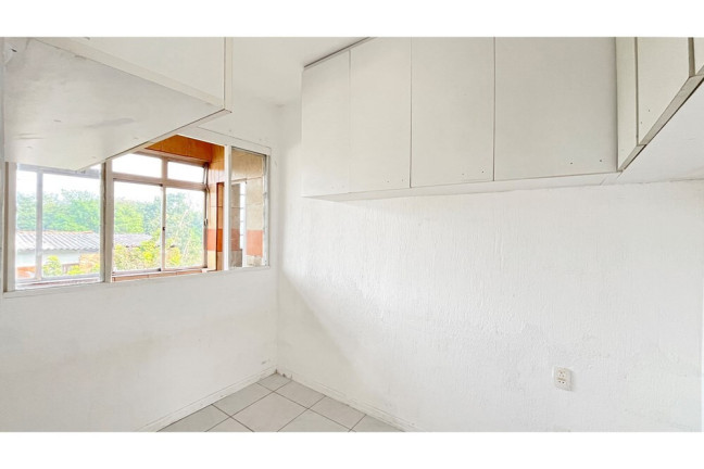 Imagem Imóvel com 3 Quartos à Venda, em Cristal - Porto Alegre Imagem Imóvel com 3 Quartos à Venda, em Cristal - Porto Alegre