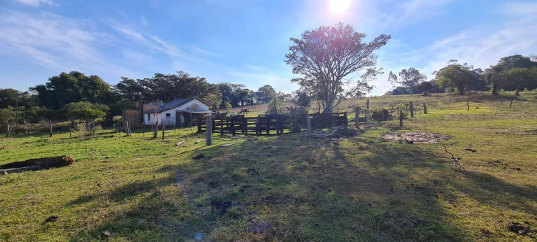 Imagem Chácara com 1 Quarto à Venda, 108.000 m² em Itapuã - Viamão Imagem Chácara com 1 Quarto à Venda, 108.000 m² em Itapuã - Viamão