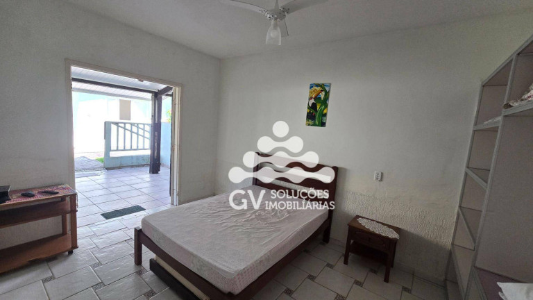 Imagem Casa com 6 Quartos à Venda, 260 m² em Lagoinha - Ubatuba Imagem Casa com 6 Quartos à Venda, 260 m² em Lagoinha - Ubatuba